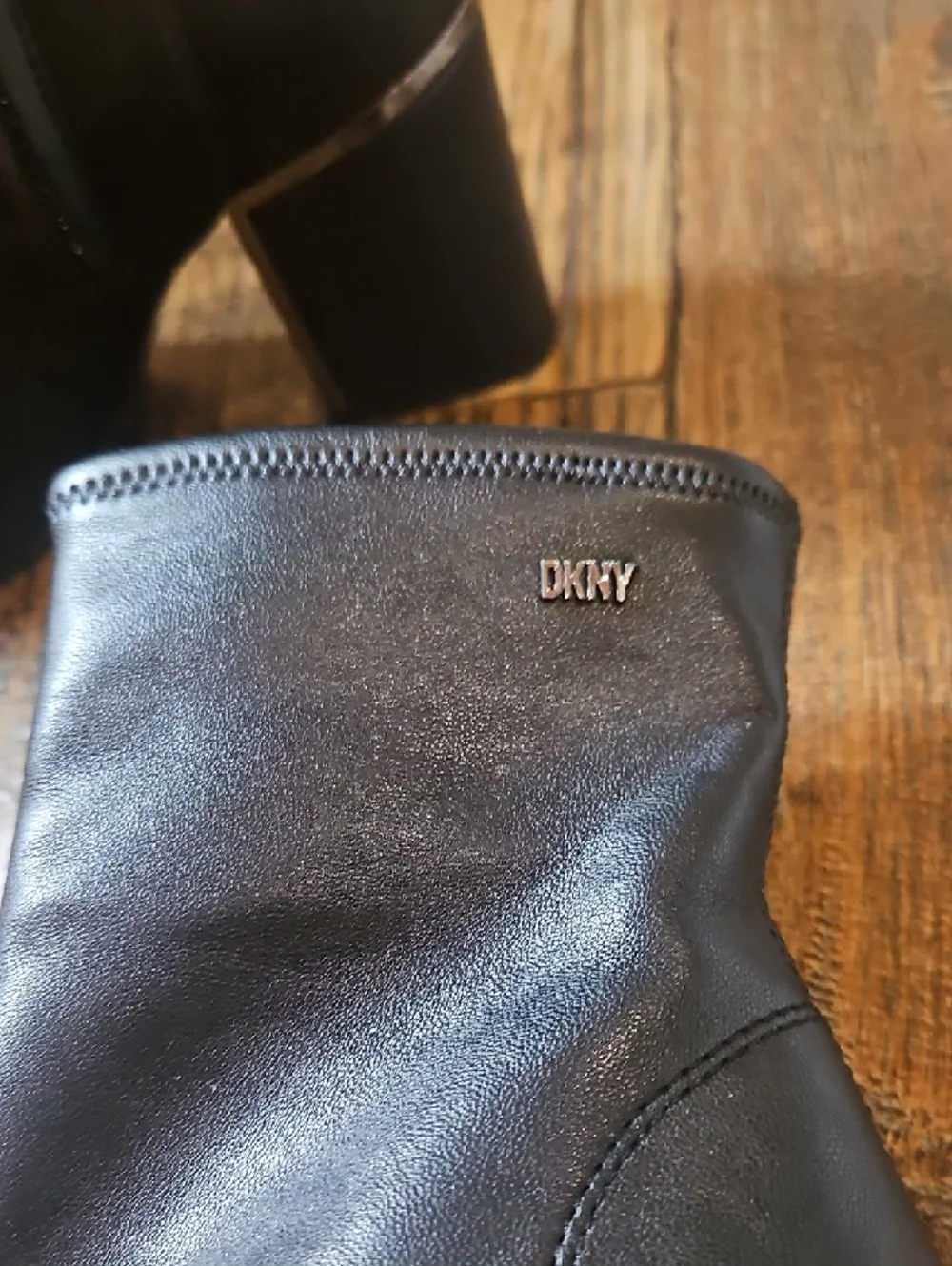 Dkny Black Leather Block Heel Ankle Booties‎